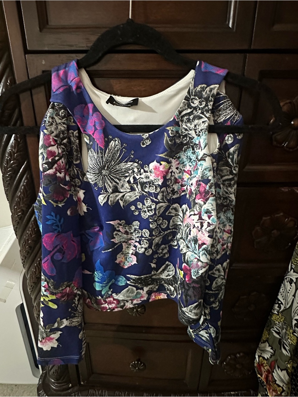 Bebe Blue Floral Cutout Crop Top & Pencil Peplum Skirt M/L